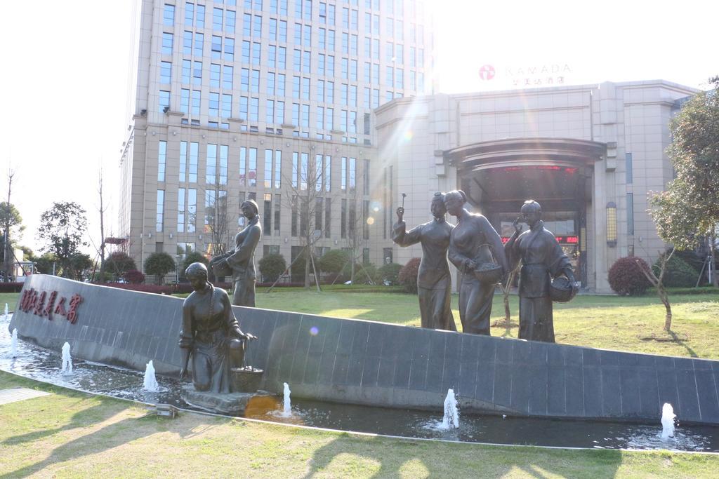 Ramada Yiyang Taojiang Hotel Exterior foto